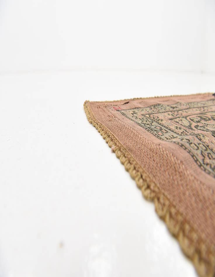 Detail image of 4' 9 x 5' 9 Hand Knotted Tapestry Oriental Wool Rug