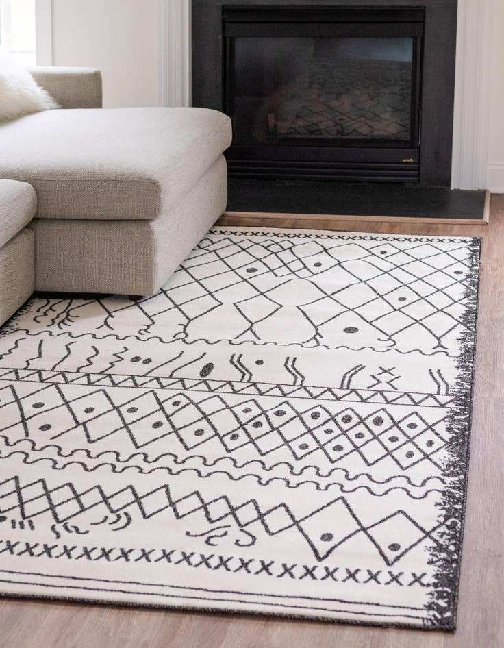 Detail image of  5' x 8' Titania Rug