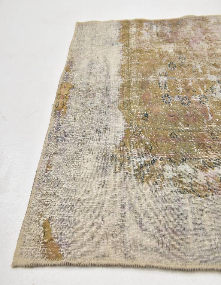 Detail image of  3' 5 x 4' 5  Hand Knotted Ultra Vintage Persian Wool Rug