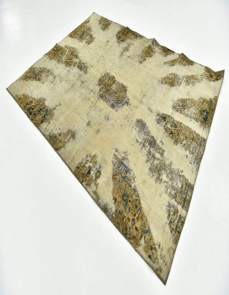 Detail image of  6' 9 x 9'  Hand Knotted Ultra Vintage Persian Wool Rug