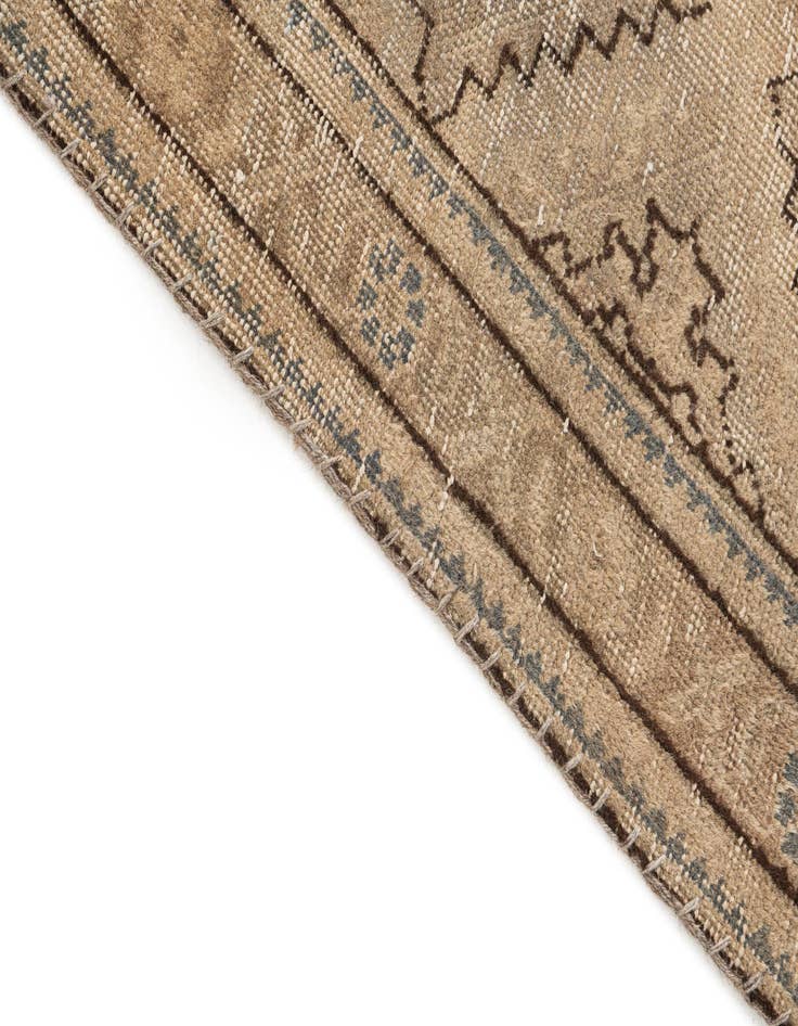 Detail image of  3' 3 x 4' 2  Hand Knotted Ultra Vintage Persian Wool Rug