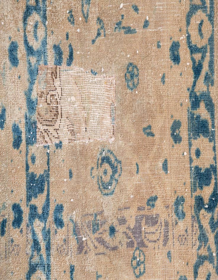 Detail image of  9' 6 x 12'  Hand Knotted Ultra Vintage Persian Wool Rug