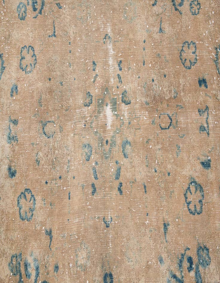 Detail image of  9' 6 x 12'  Hand Knotted Ultra Vintage Persian Wool Rug