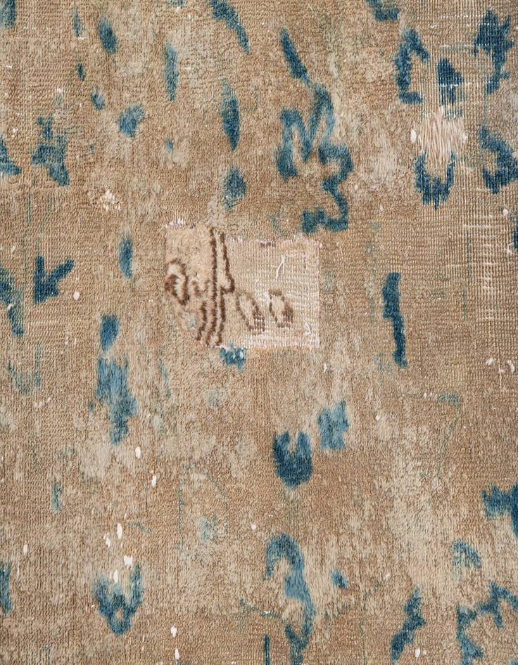 Detail image of  9' 6 x 12'  Hand Knotted Ultra Vintage Persian Wool Rug