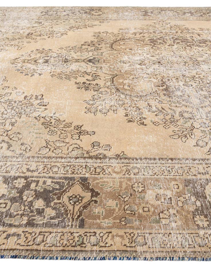 Detail image of  6' 10 x 9' 9  Hand Knotted Ultra Vintage Persian Wool Rug
