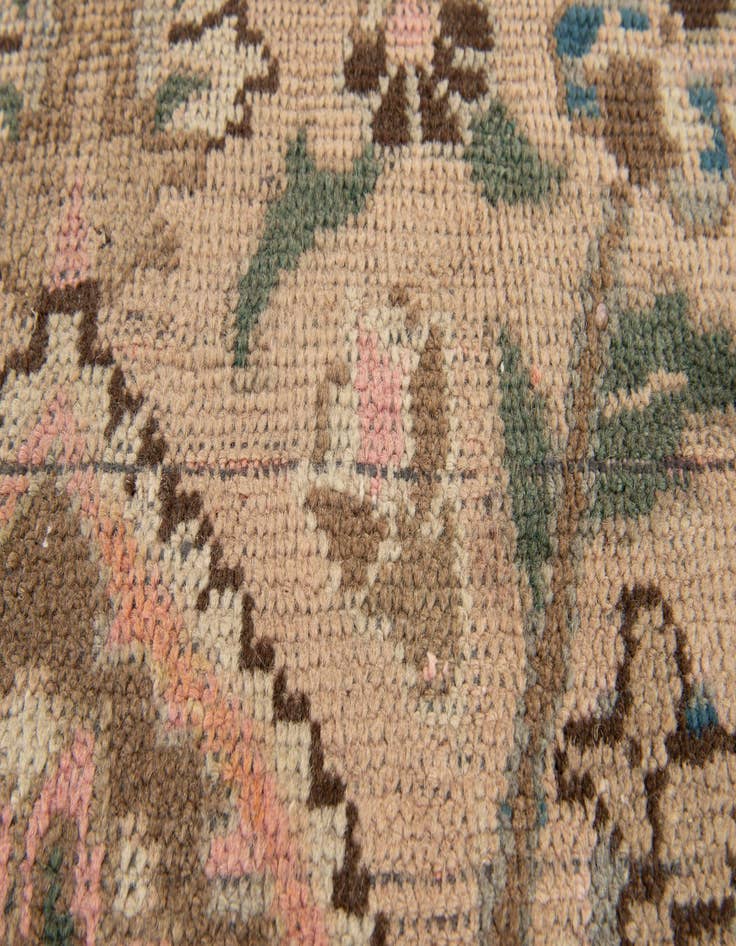 Detail image of  7' 1 x 9' 9  Hand Knotted Ultra Vintage Persian Wool Rug