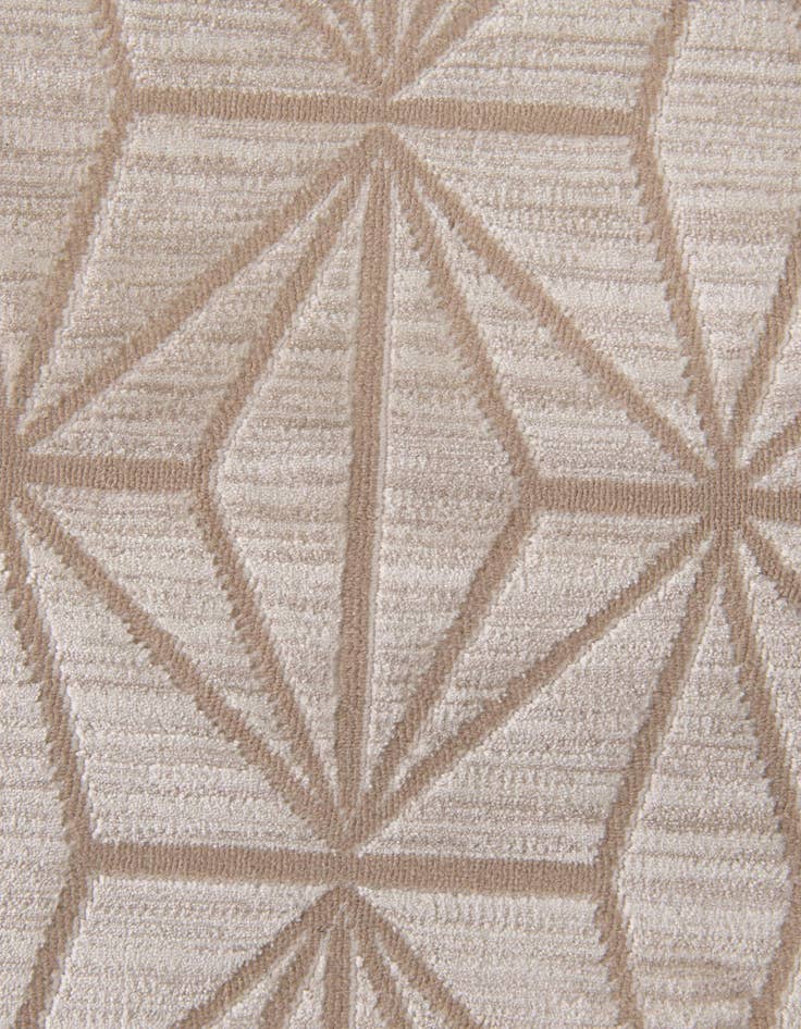 Detail image of Jill Zarin 5' x 8' Uptown Rug