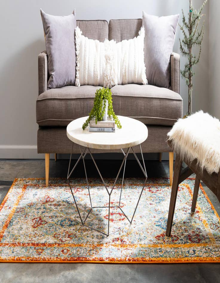 Detail image of  8' x 10' Veneto Rug