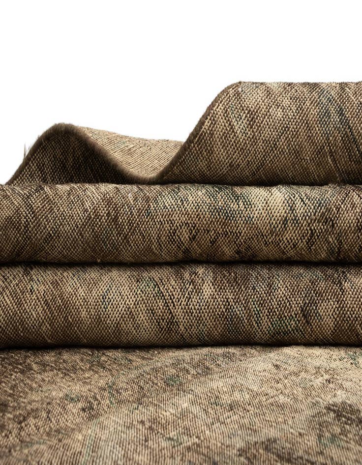 Detail image of  9' 6 x 12' 3 Vintage Royal Rug