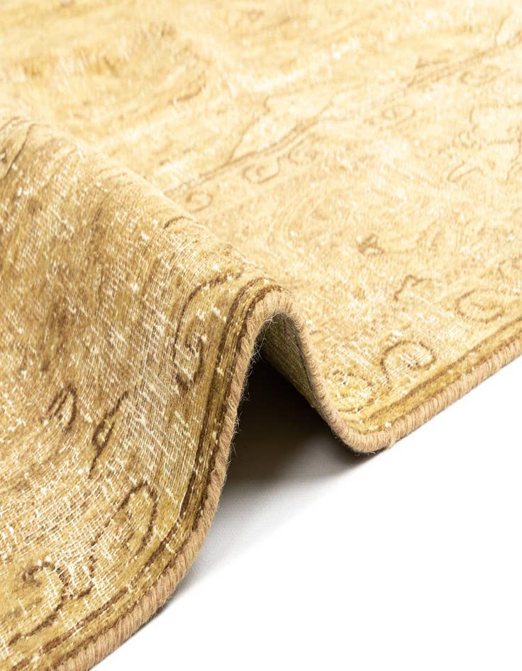 Detail image of  9' 5 x 12' 8 Vintage Royal Wool Rug