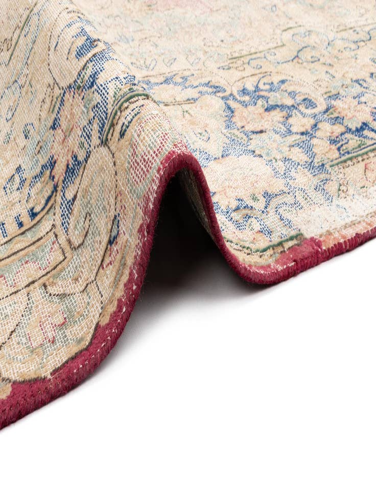 Detail image of  9' 9 x 13' 2 Vintage Royal Wool Rug