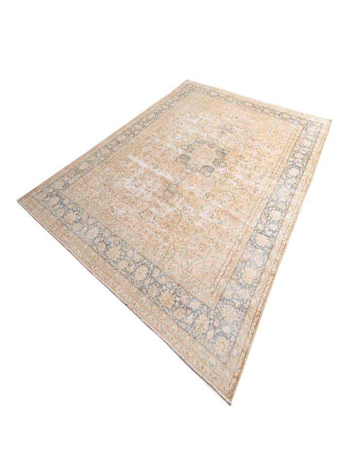 Detail image of  9' 10 x 13' 1 Vintage Royal Wool Rug