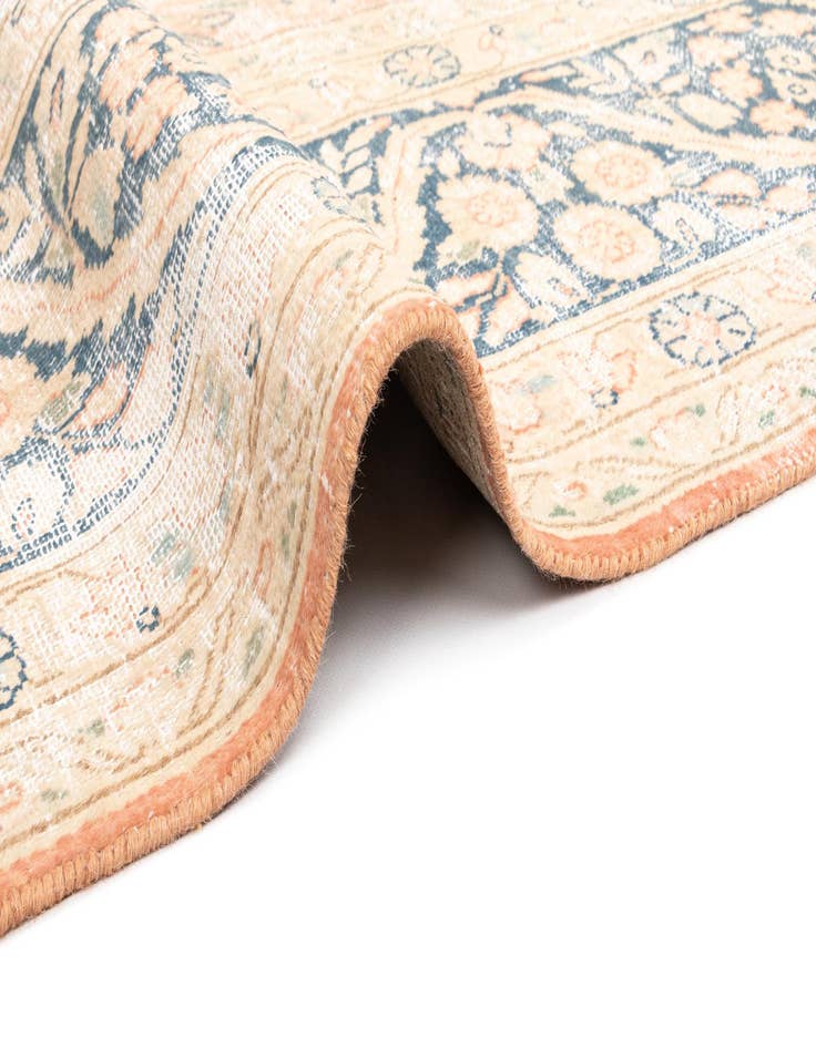 Detail image of  9' 5 x 12' 8 Vintage Royal Wool Rug