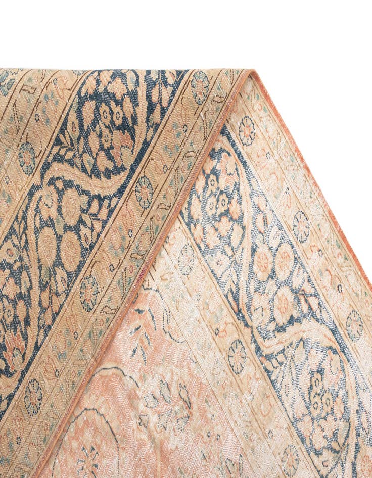 Detail image of  9' 5 x 12' 8 Vintage Royal Wool Rug