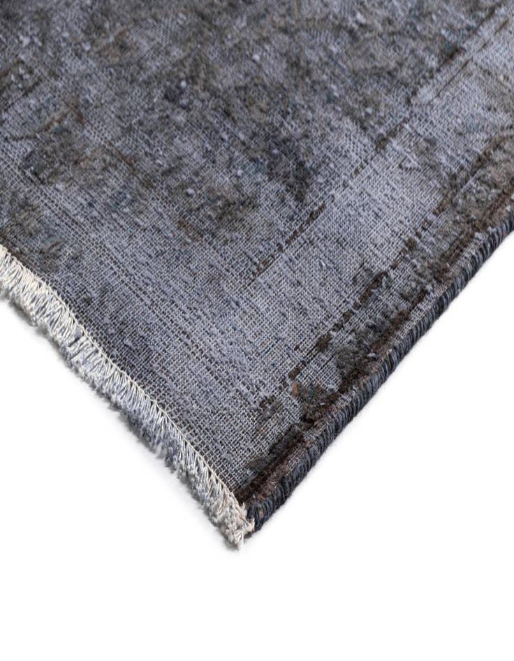 Detail image of  9' 9 x 13' 3 Vintage Royal Wool Rug