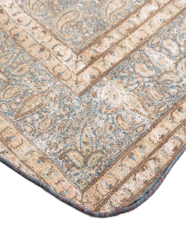 Detail image of  9' 10 x 12' Vintage Royal Wool Rug