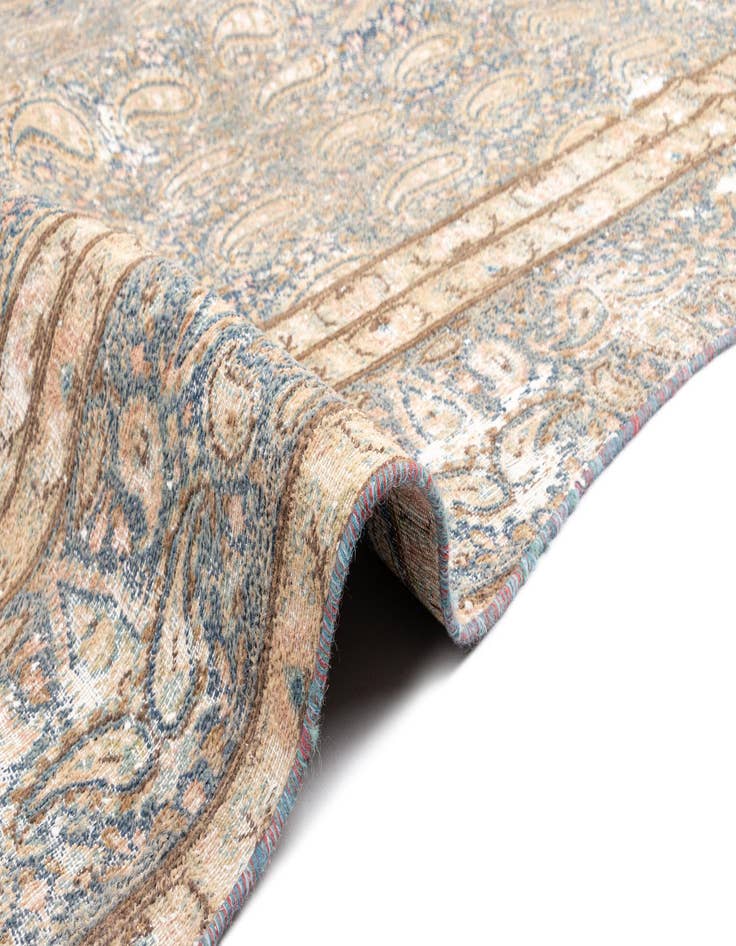 Detail image of  9' 10 x 12' Vintage Royal Wool Rug