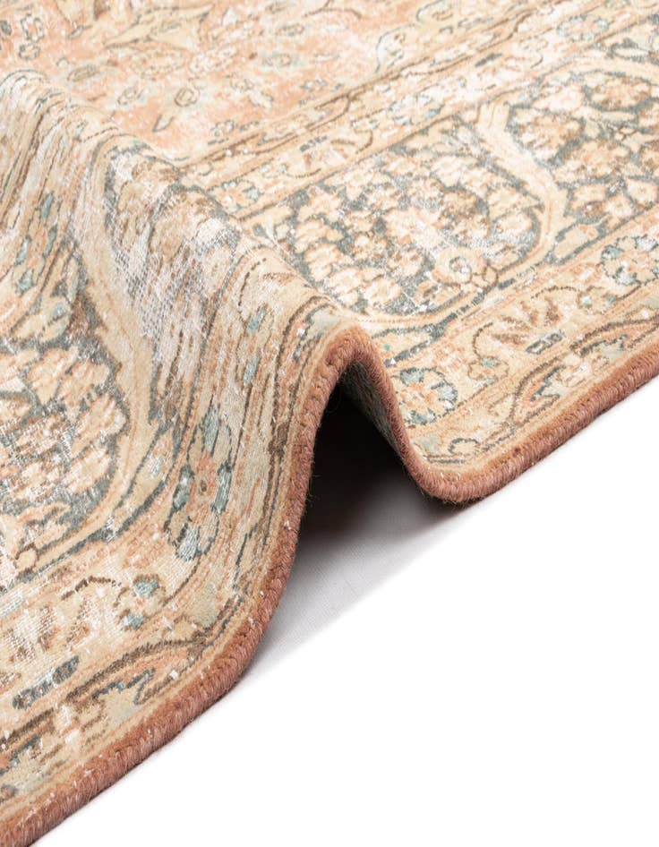 Detail image of  9' 8 x 13' Vintage Royal Wool Rug