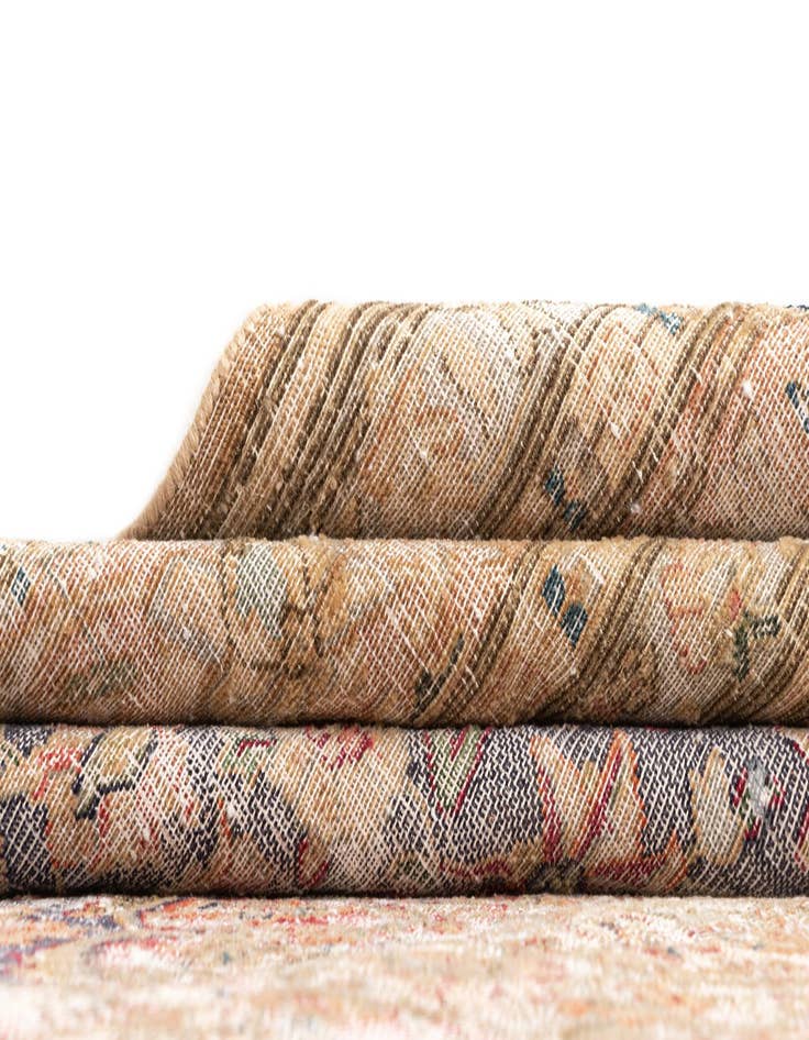 Detail image of  9' 6 x 12' 10 Vintage Royal Wool Rug