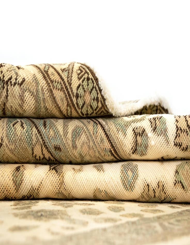 Detail image of  7' 9 x 10' 8  Hand Knotted Vintage Royal Persian Wool Rug