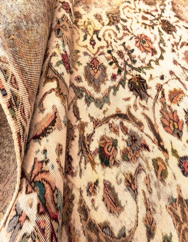 Detail image of  9' 3 x 11' 11 Vintage Royal Wool Rug