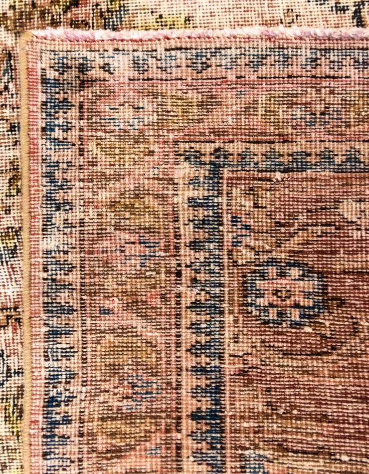 Detail image of  9' 4 x 12' 9 Vintage Royal Wool Rug