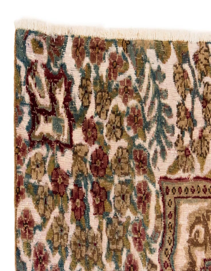 Detail image of  9' 2 x 12' 6 Vintage Royal Wool Rug