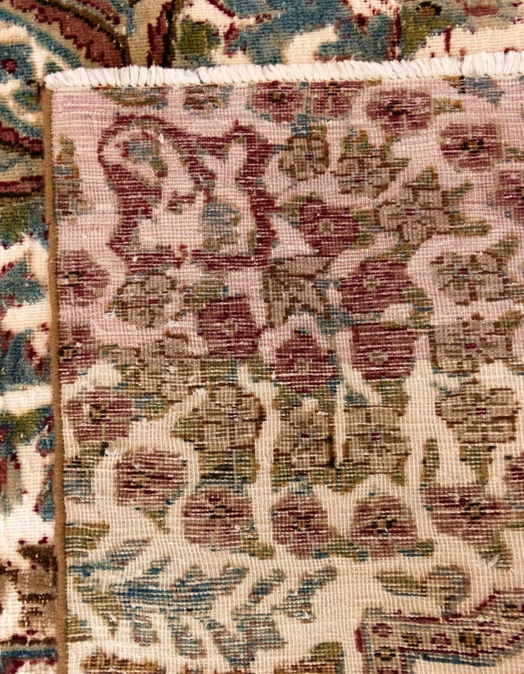 Detail image of  9' 2 x 12' 6 Vintage Royal Wool Rug