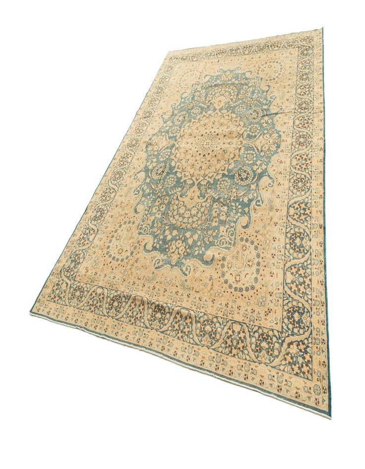 Detail image of  9' 10 x 13' 5 Vintage Royal Rug