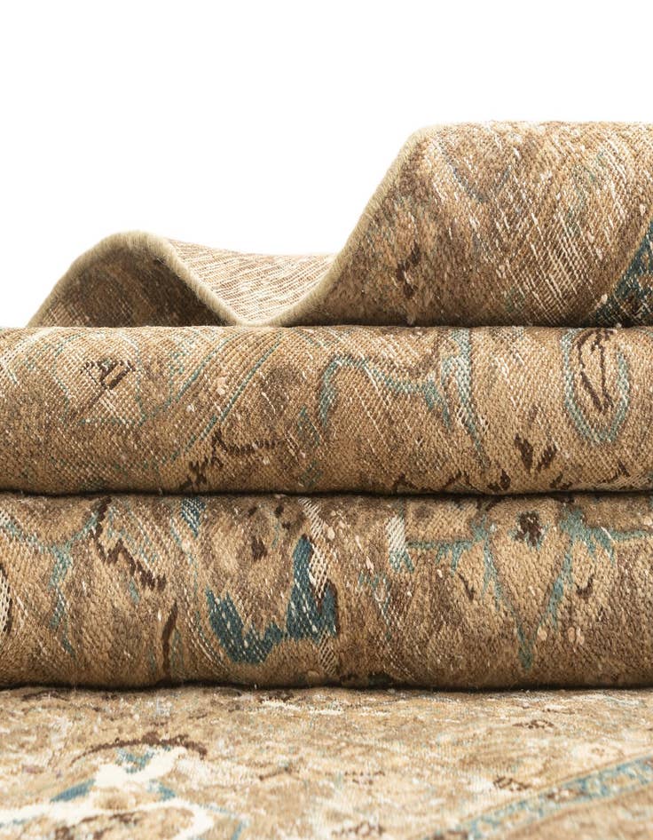 Detail image of  5' 5 x 8' Vintage Rug