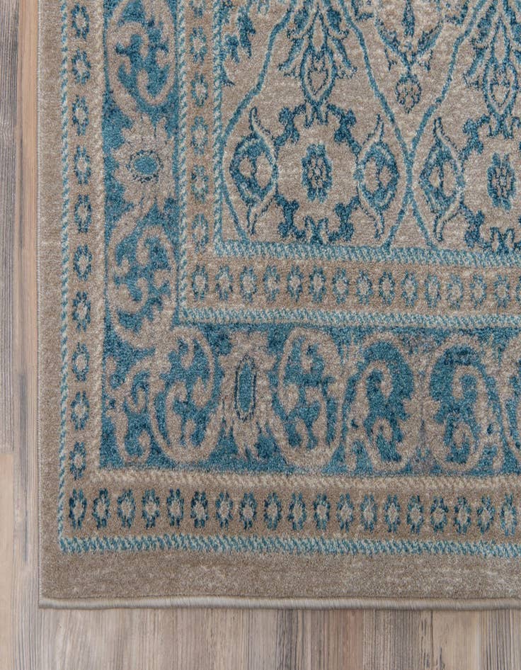 Detail image of  7' x 10' Viola Rug