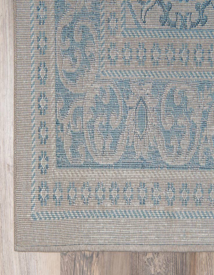 Detail image of  7' x 10' Viola Rug