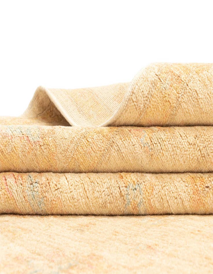 Detail image of  6' 8 x 9' 11 Ziegler Wool Rug