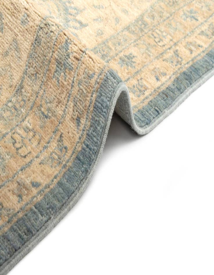 Detail image of  8' 6 x 11' 8 Ziegler Wool Rug