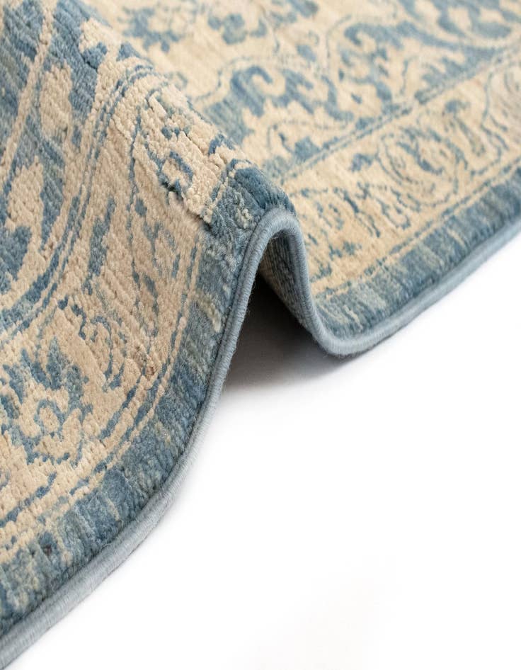 Detail image of  8' 9 x 11' 10 Ziegler Wool Rug