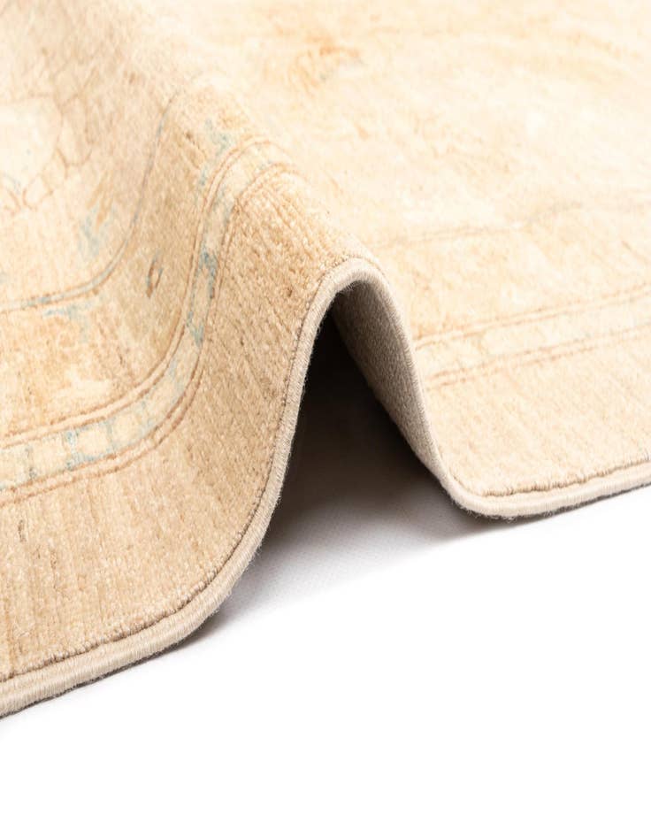 Detail image of  13' 7 x 19' 4 Ziegler Wool Rug