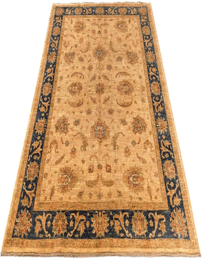 Detail image of  5' 8 x 7' 8 Ziegler Rug