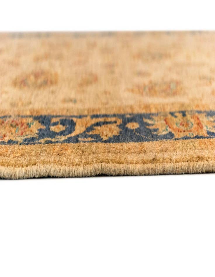 Detail image of  5' 8 x 7' 8 Ziegler Rug