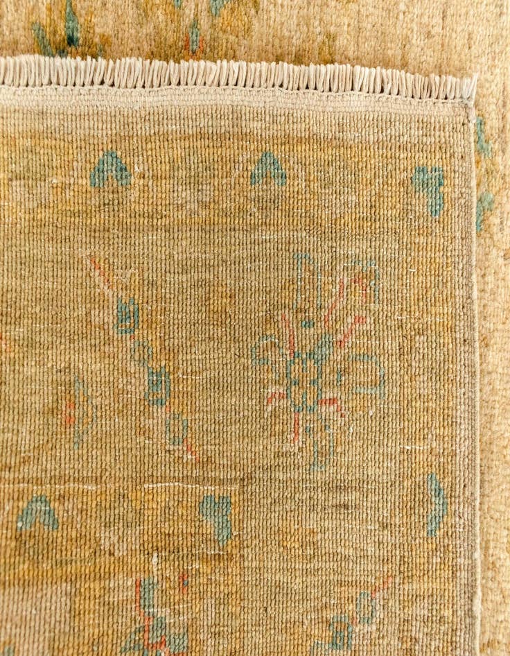 Detail image of  4' 1 x 5' 6 Ziegler Wool Rug
