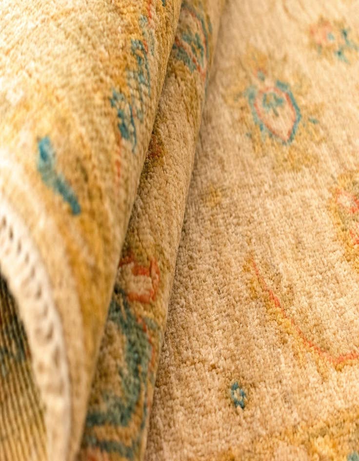 Detail image of  4' 1 x 5' 6 Ziegler Wool Rug