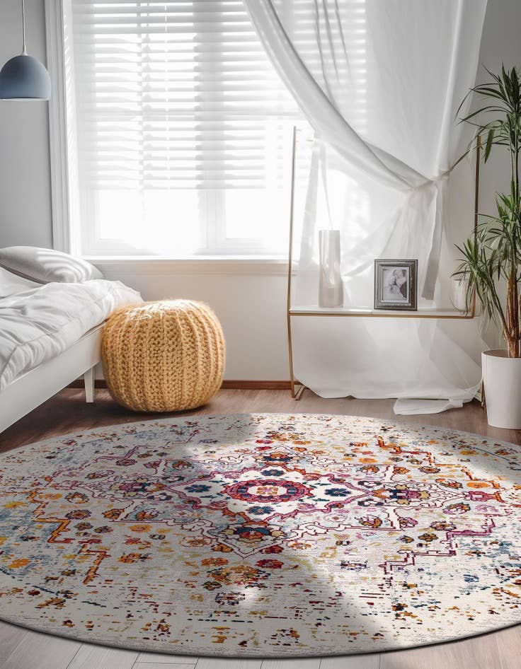 Detail image of  4' x 4' Amulet Round Rug