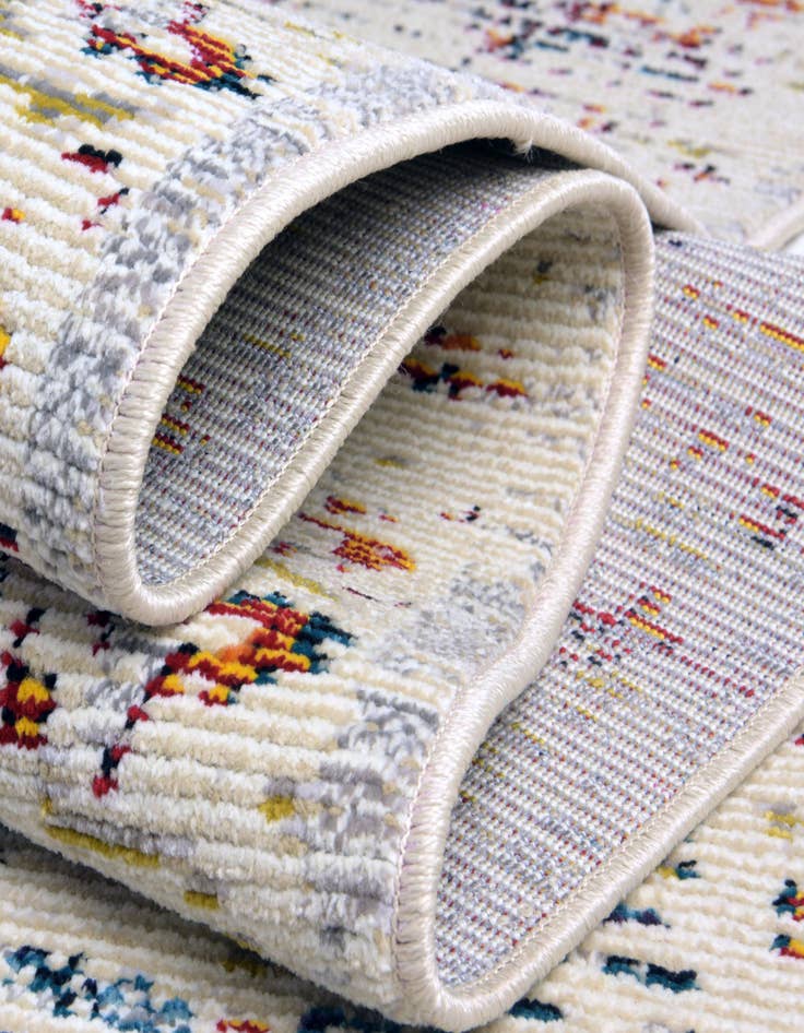 Detail image of  4' x 4' Amulet Round Rug