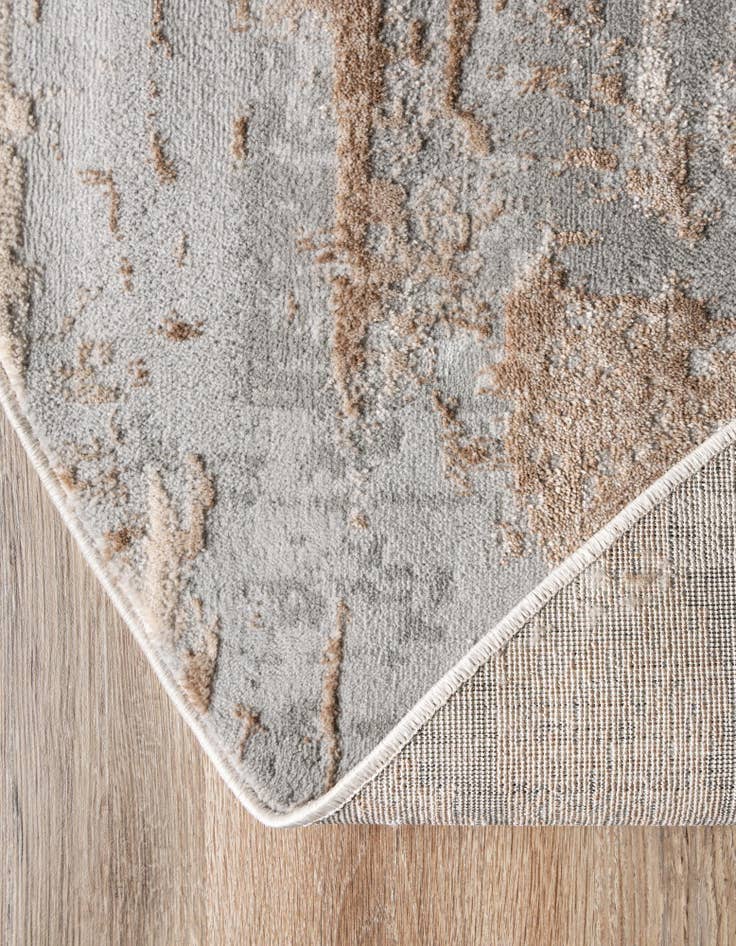 Detail image of  7' x 7' Caspian Round Rug