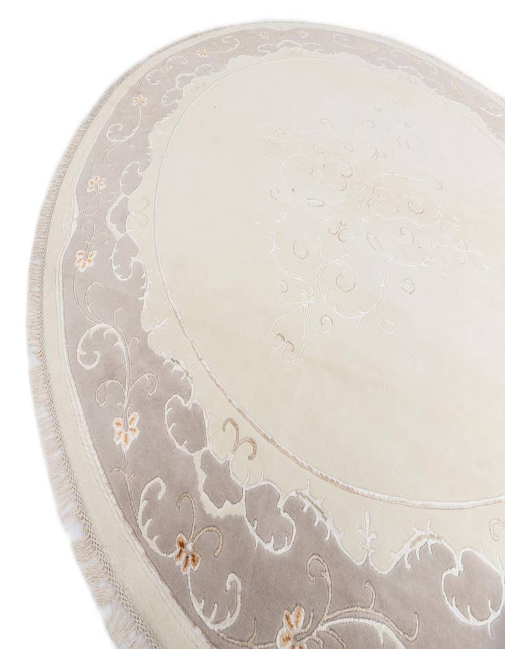 Detail image of  9' 9 x 9' 9  Hand Knotted Darya Wool Round Rug