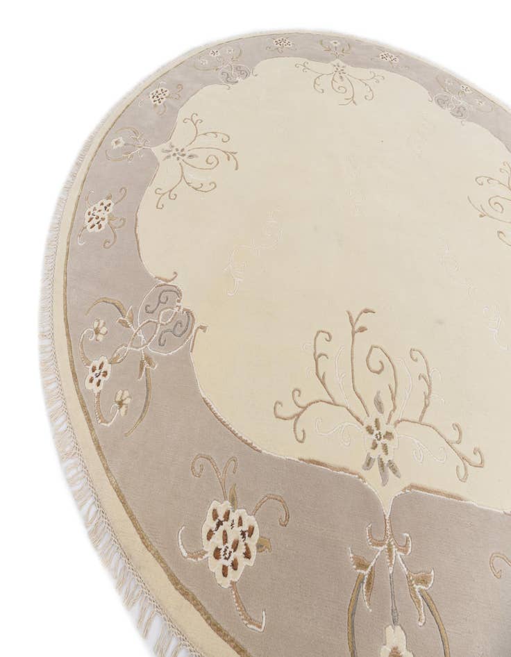 Detail image of  9' 10 x 9' 10  Hand Knotted Darya Wool Round Rug