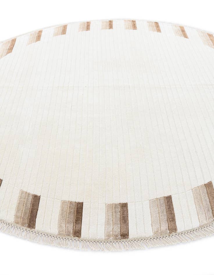 Detail image of  6' 6 x 6' 6  Hand Knotted Darya Wool Round Rug