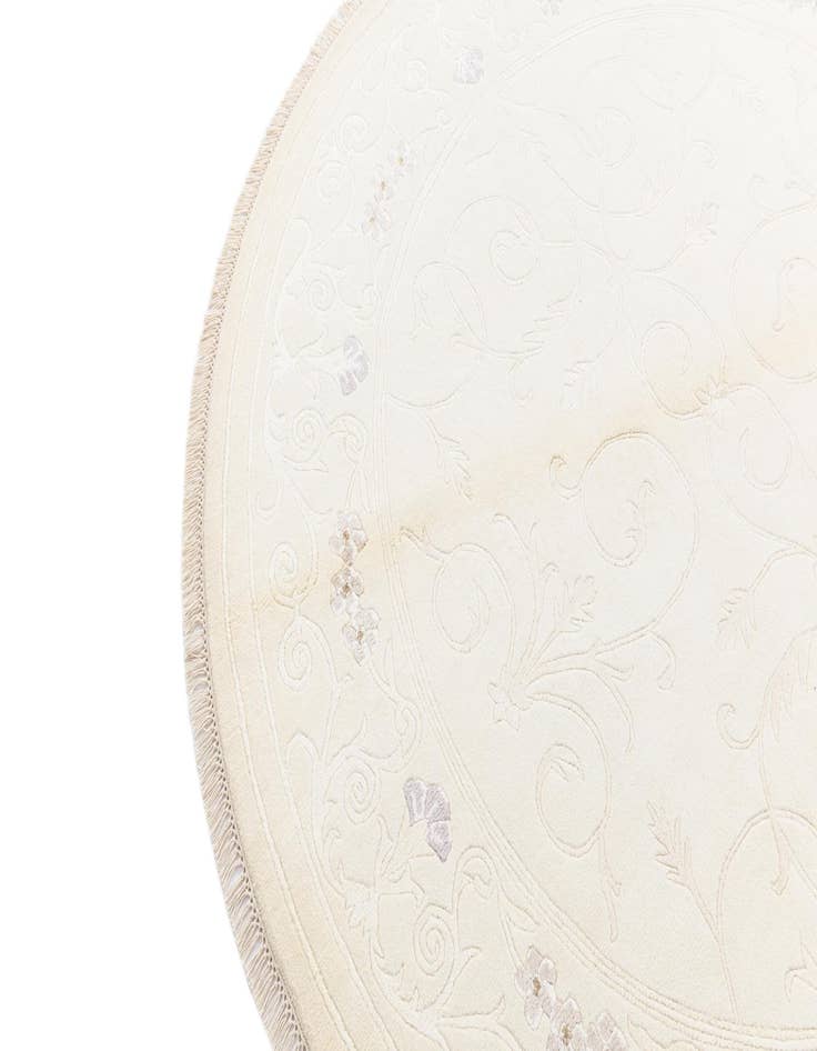 Detail image of  6' 7 x 6' 7  Hand Knotted Darya Wool Round Rug