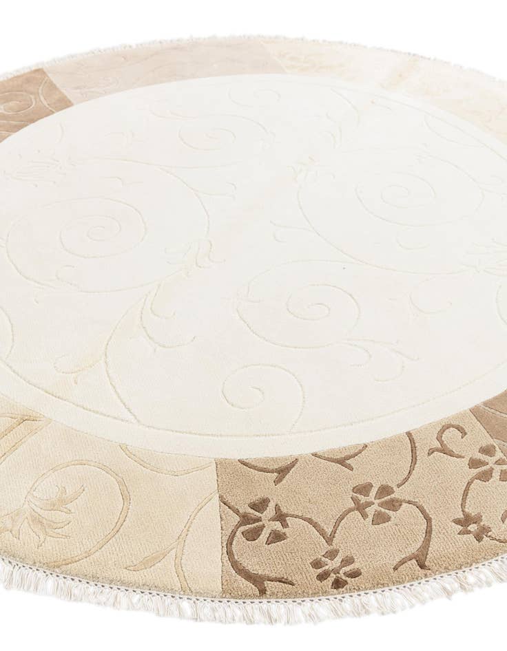 Detail image of  6' 7 x 6' 7  Hand Knotted Darya Wool Round Rug