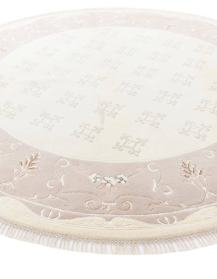 Detail image of  8' 4 x 8' 4  Hand Knotted Darya Wool Round Rug