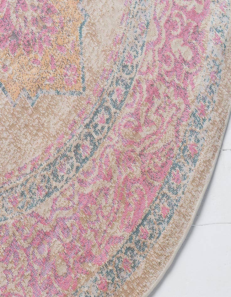 Detail image of  8' x 8' Delilah Round Rug